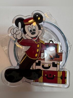 Handmade cell phone grip mag safe featuring Bellhop Mickey Mouse, MagSafe